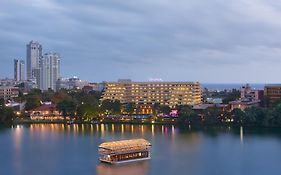 Cinnamon Lakeside Colombo 5*